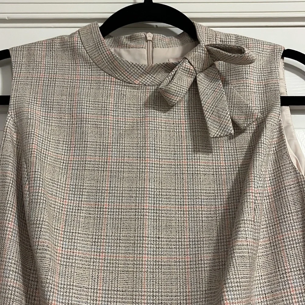 Gal Meets Glam Philippa Plaid Sleeveless Dress with Bow - Picture 3 of 11